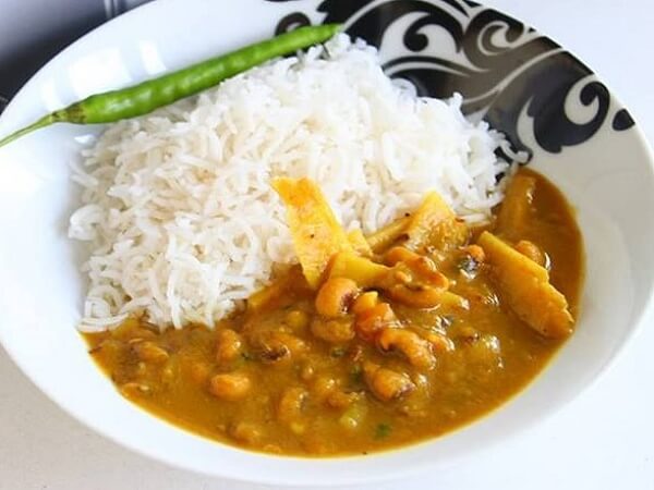 Tama Aloo With Rice