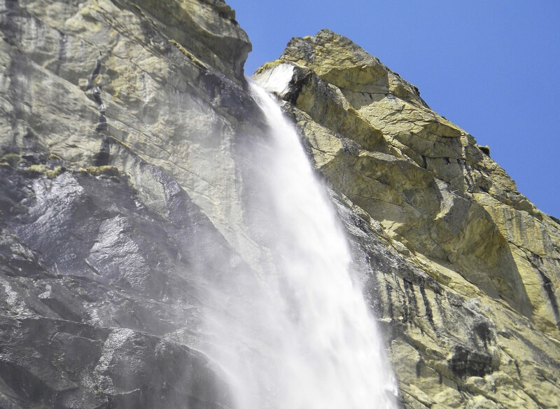 Vasudhara Falls
