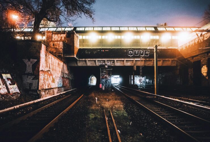 Track worker struck by a train between Radlett Junction and Elstree & Borehamwood - Photo by Tommy K on Pexels