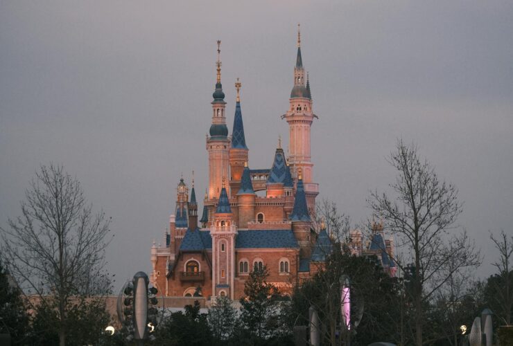 Disney World Price Increase Targets Higher-End Tickets - Photo by Ver vaeck on Pexels