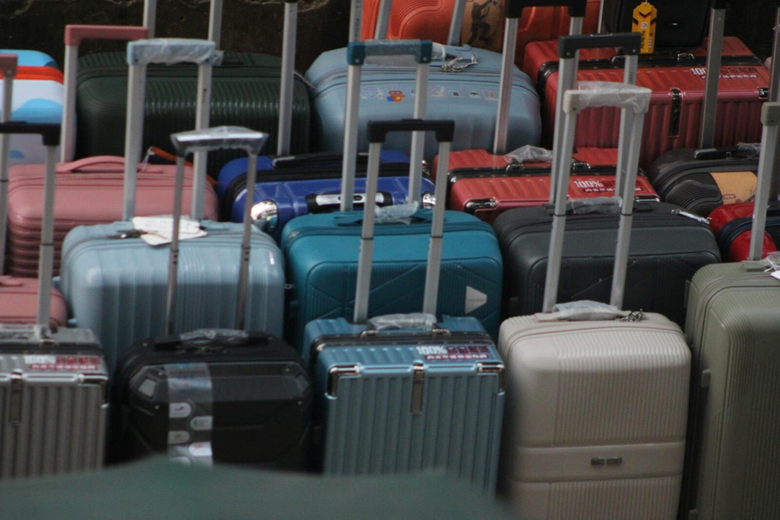 US Airlines Are Raising Bag Fees—Here's How Much It'll Cost You - Photo by Jahra Tasfia Reza on Pexels
