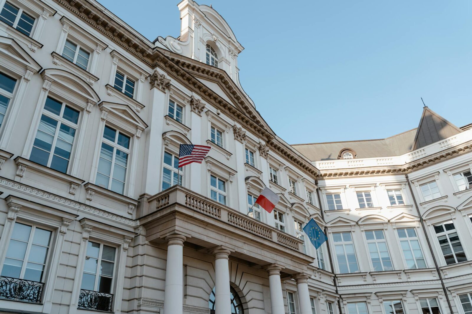 PM meeting with Prime minister Jetten of Netherlands: 14 April 2026 - Photo by MART PRODUCTION on Pexels