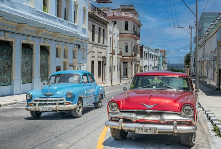 cuba travel advisory - Photo by Miguel Cuenca on Pexels