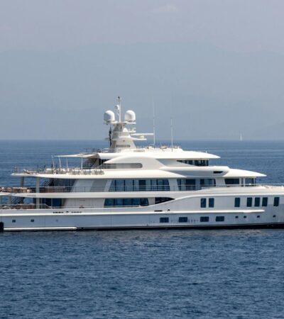 What It's Like on Board the Four Seasons' First-Ever Yacht, Now Sailing the Mediterranean - Photo by Efrem Efre on Pexels