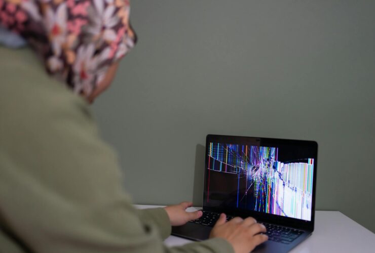 yahoo down - Photo by Beyzanur K. on Pexels