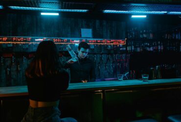20 New York City Dive Bars We Love - Photo by MART PRODUCTION on Pexels