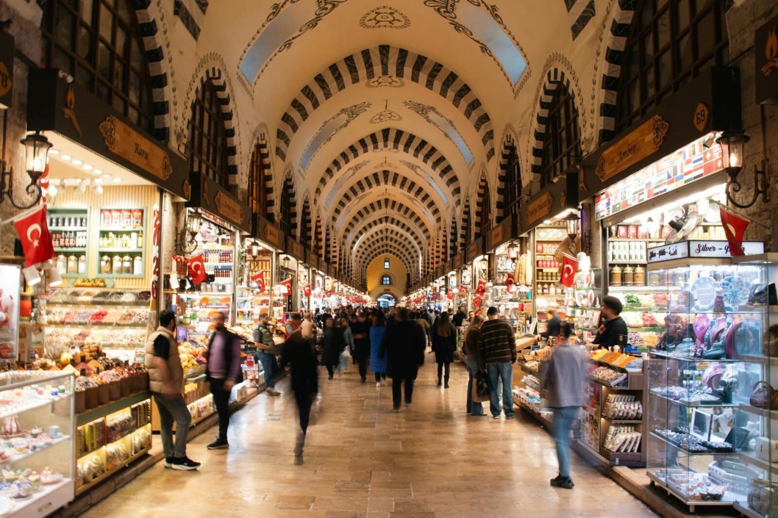 A $30 Trillion Tailwind Is the Travel Industry’s Shock Absorber. Is It Durable? - Photo by Serkan Gönültaş on Pexels