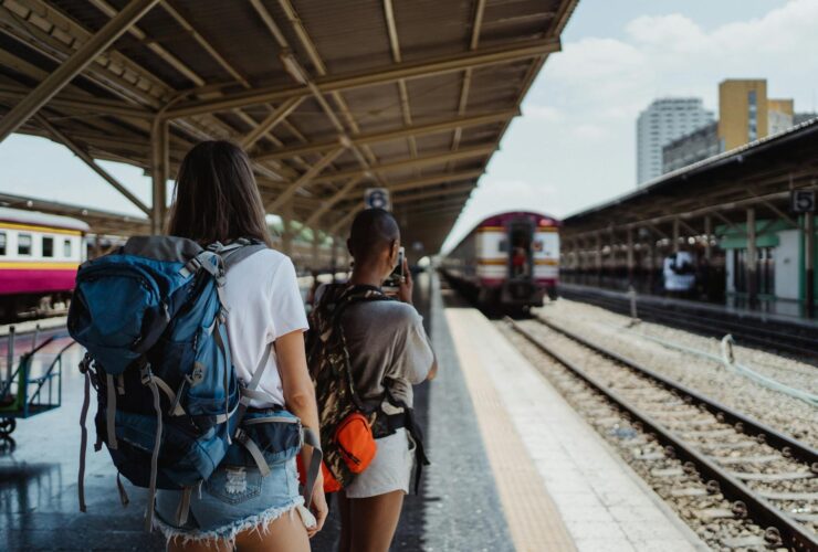Budget Travel Hacks How to Travel the World on $50 a Day — Updated Guide - Photo by Ketut Subiyanto on Pexels