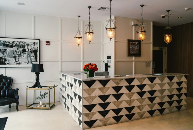 Same Place, New Name. IHG, Marriott, and Hyatt Eye Conversions for Midscale Growth - Photo by Abhishek Navlakha on Pexels