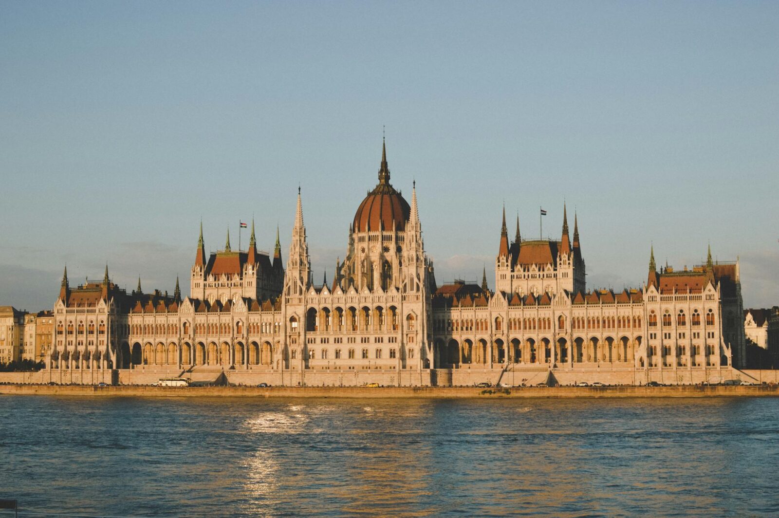 Hungary After Orbán: A Political Turning Point With Ripple Effects Across Europe — and Its Tourism Industry - Photo by Luca Severin on Pexels