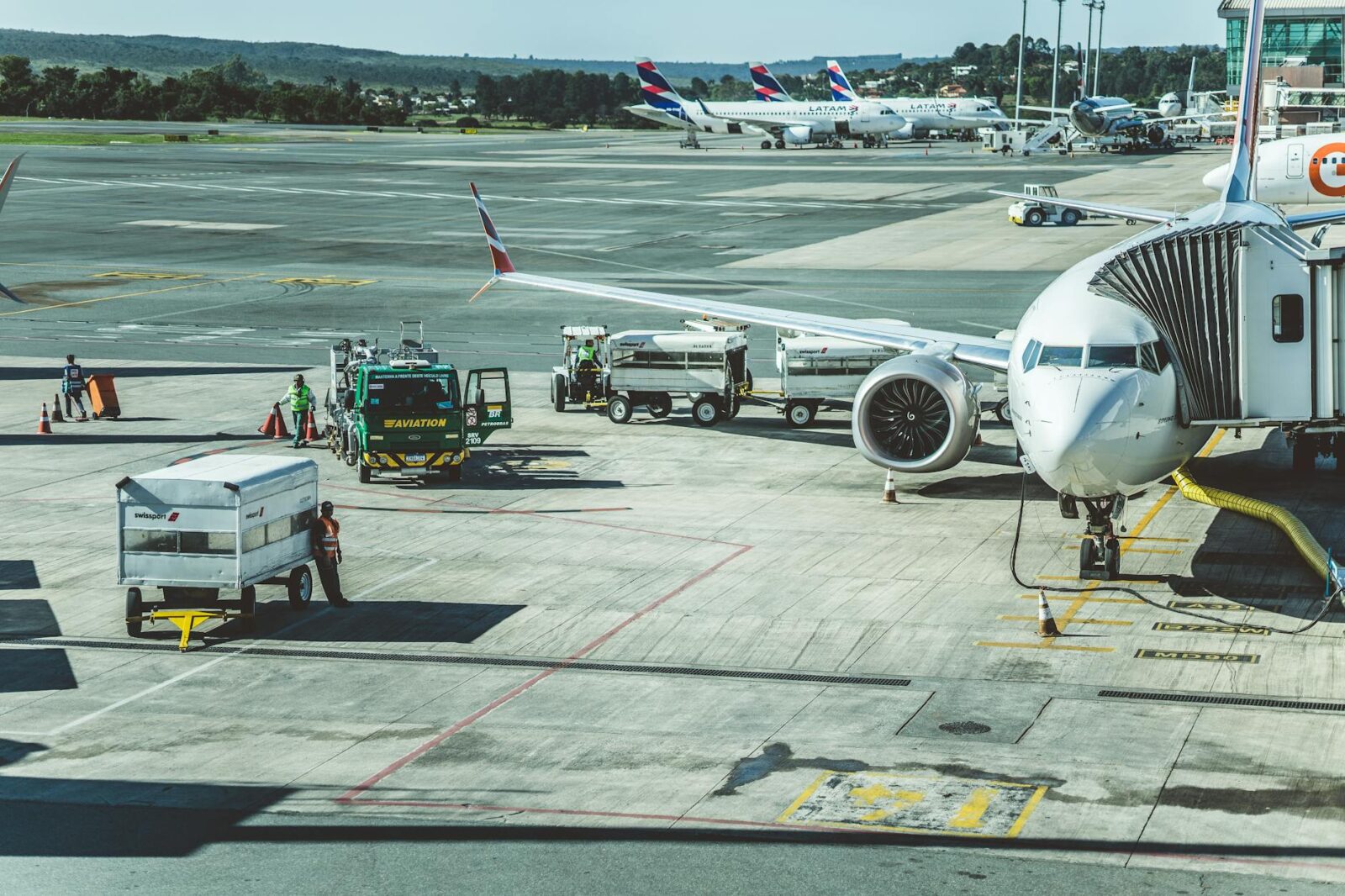 Air India Follows IndiGo With Fuel Surcharge Revision - Photo by Rafael Rodrigues on Pexels