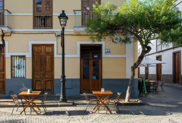 This Italian City Banned Outdoor Dining on 60 of Its Most Famous Streets—What to Know - Photo by Jan van der Wolf on Pexels