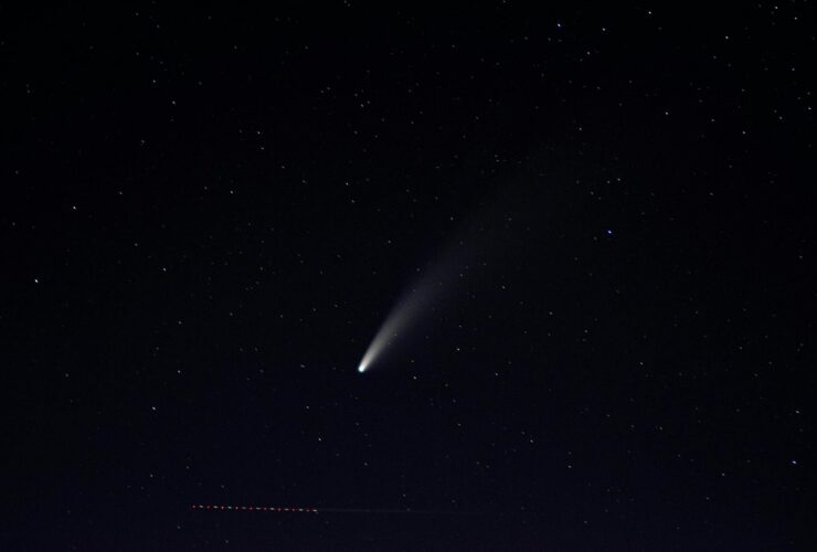 A New 'Great Comet' Could Light Up the Night Sky This Month—Here’s How to See It - Photo by Alberto Calleja on Pexels