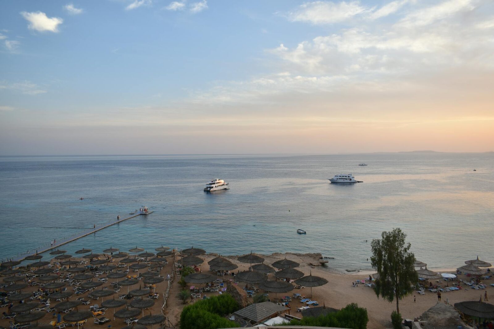 A quiet masterpiece on the Red Sea - Serry Beach Resort - Photo by Anastasiia Popova on Pexels