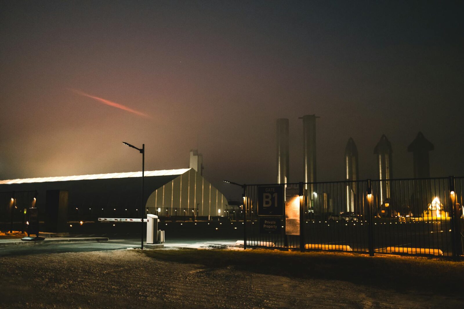 spacex - Photo by Jeswin Thomas on Pexels