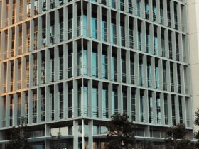 IHG Hotels & Resorts signs Holiday Inn Express Surat Gauravpath - Photo by Zulfugar Karimov on Pexels