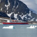 Alaska Cruise vs Caribbean Cruise Which Should You Choose - Photo by Gu Bra on Pexels