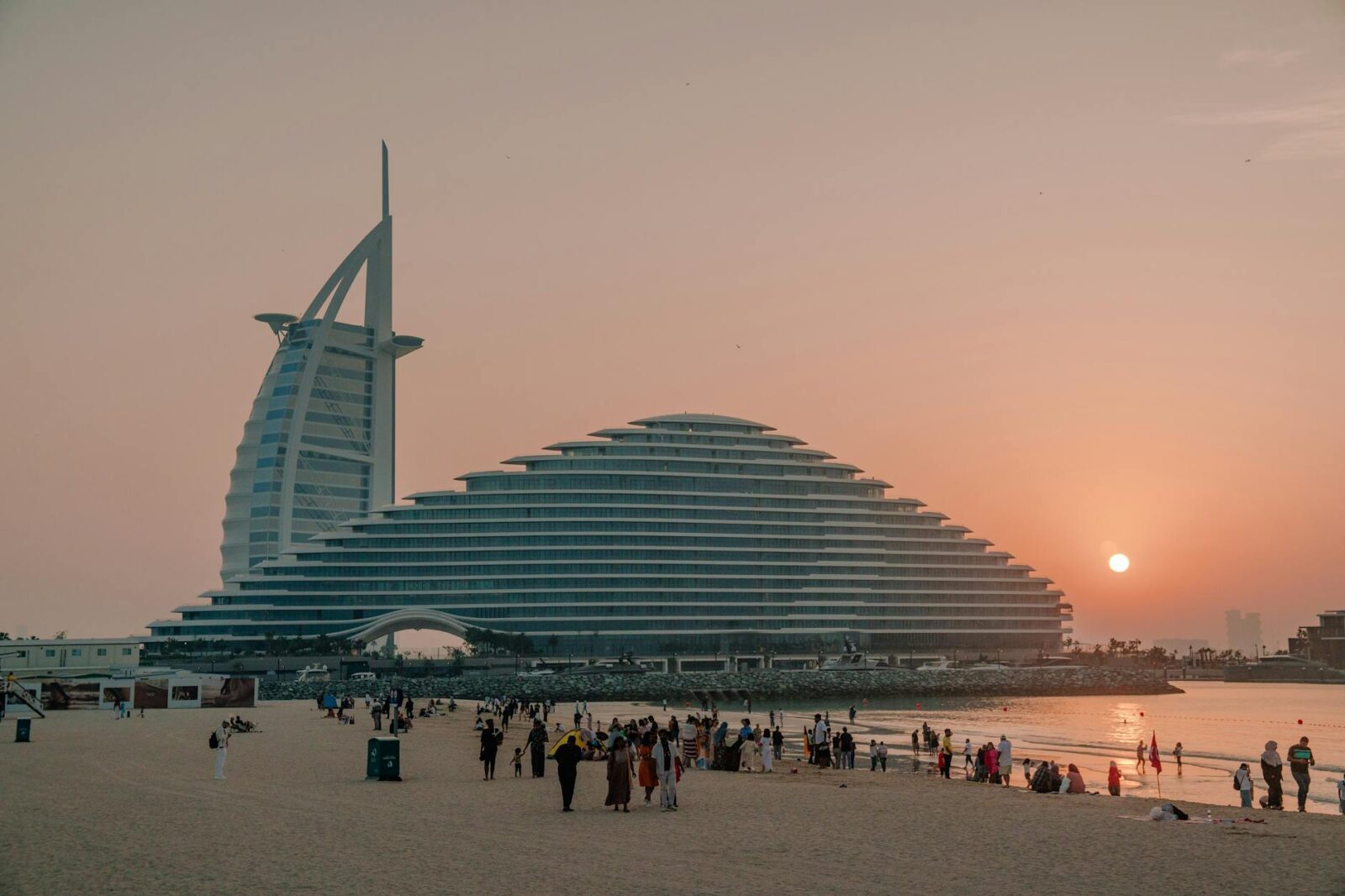 UAE Moves to Rescue Tourism Sector as Iran War Hammers Demand - Photo by Marius Mann on Pexels