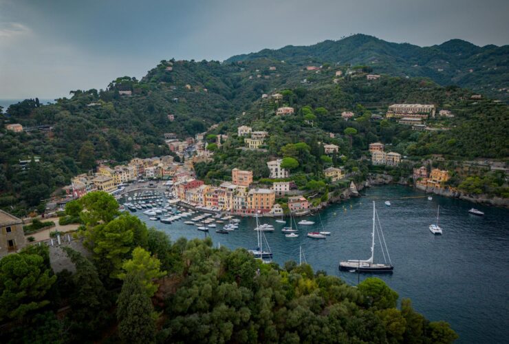 Most Dangerous Tourist Destinations and Safer Alternatives — Updated Guide - Photo by Rares Cioranu on Pexels