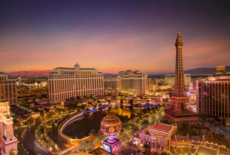 best hotels vegas - Photo by Stephen Leonardi on Pexels
