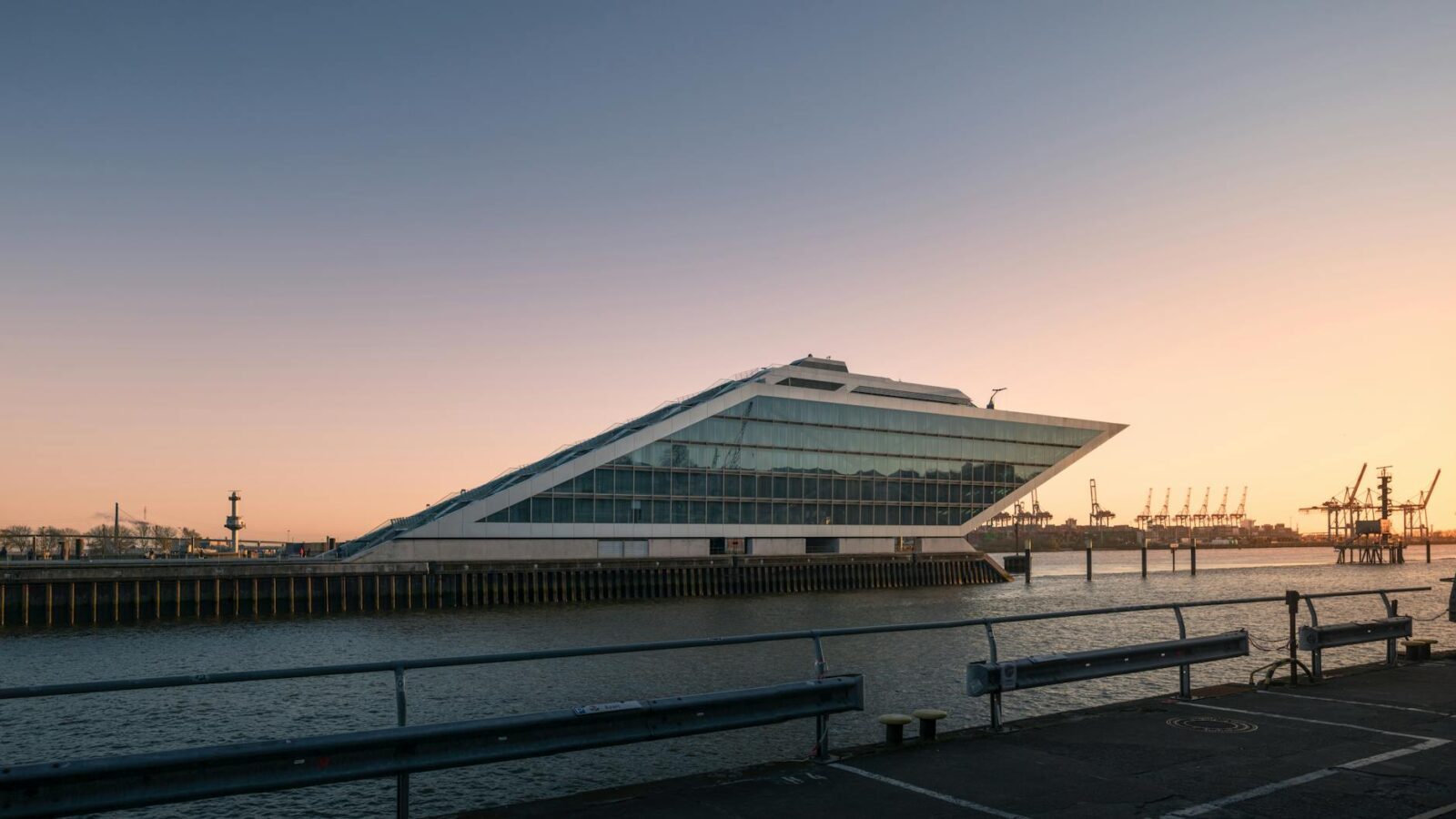 Golden Visa Programs Countries Where You Can Buy Residency - Photo by Niklas Jeromin on Pexels