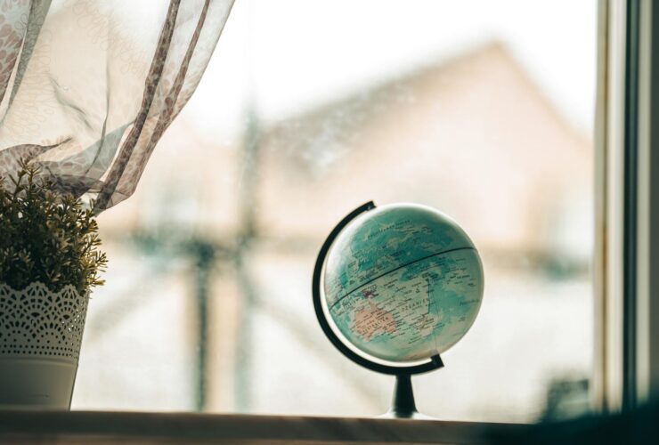 travel warning - Photo by Omar Ramadan on Pexels