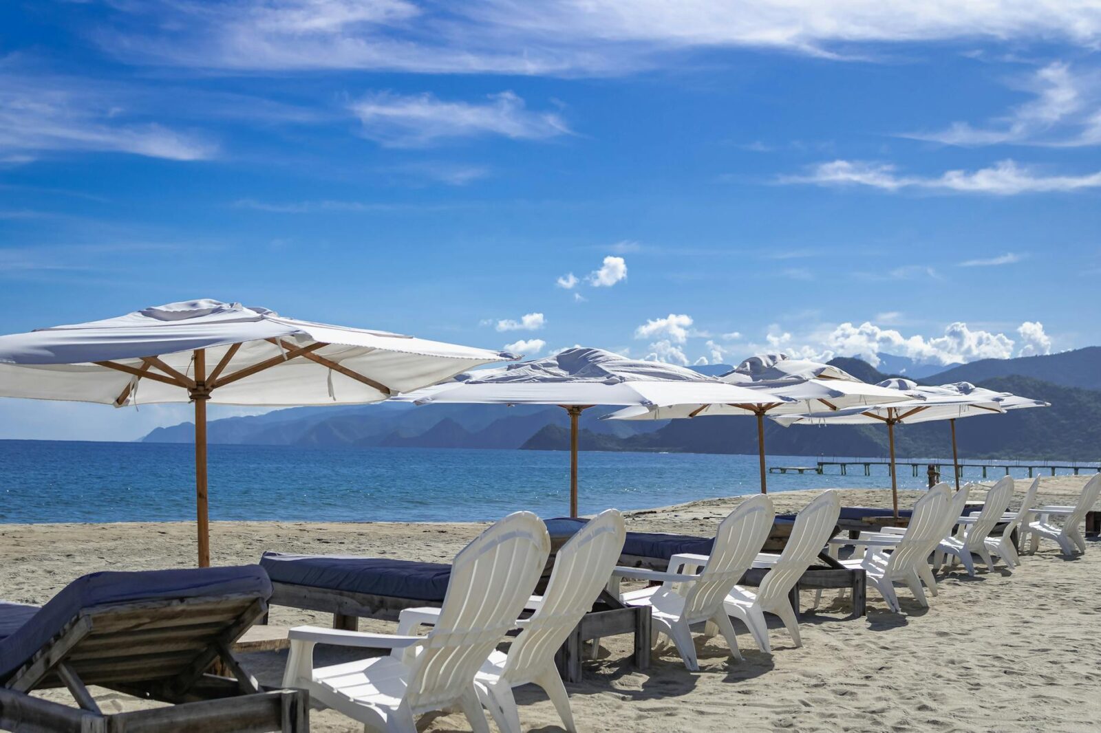 Alaska Cruise vs Caribbean Cruise Which Should You Choose - Photo by Leonell Mendoza on Pexels