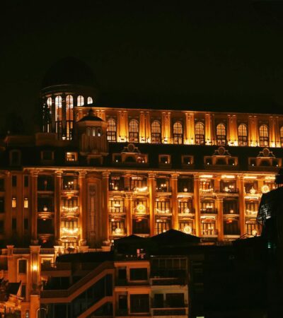 H World International Posts First Profit Since 2019 Acquisition - Photo by Haneul Trac on Pexels