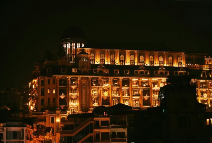 H World International Posts First Profit Since 2019 Acquisition - Photo by Haneul Trac on Pexels