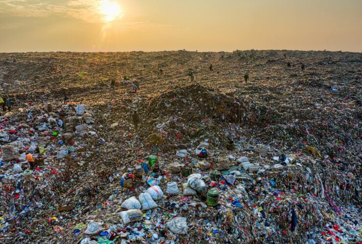 Major clean-up begins at notorious Kidlington waste site - Photo by Tom Fisk on Pexels