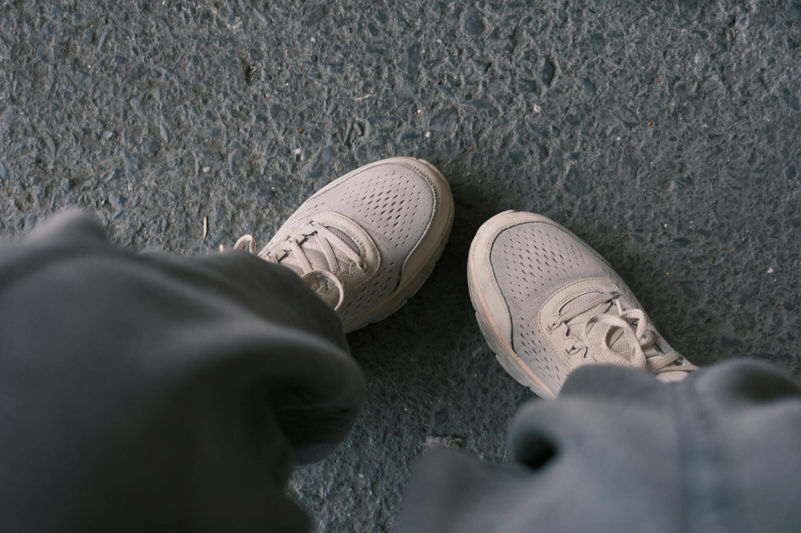 Rothy's Discount Code and Deals: Save Up to 40% - Photo by Halide Nur K. on Pexels