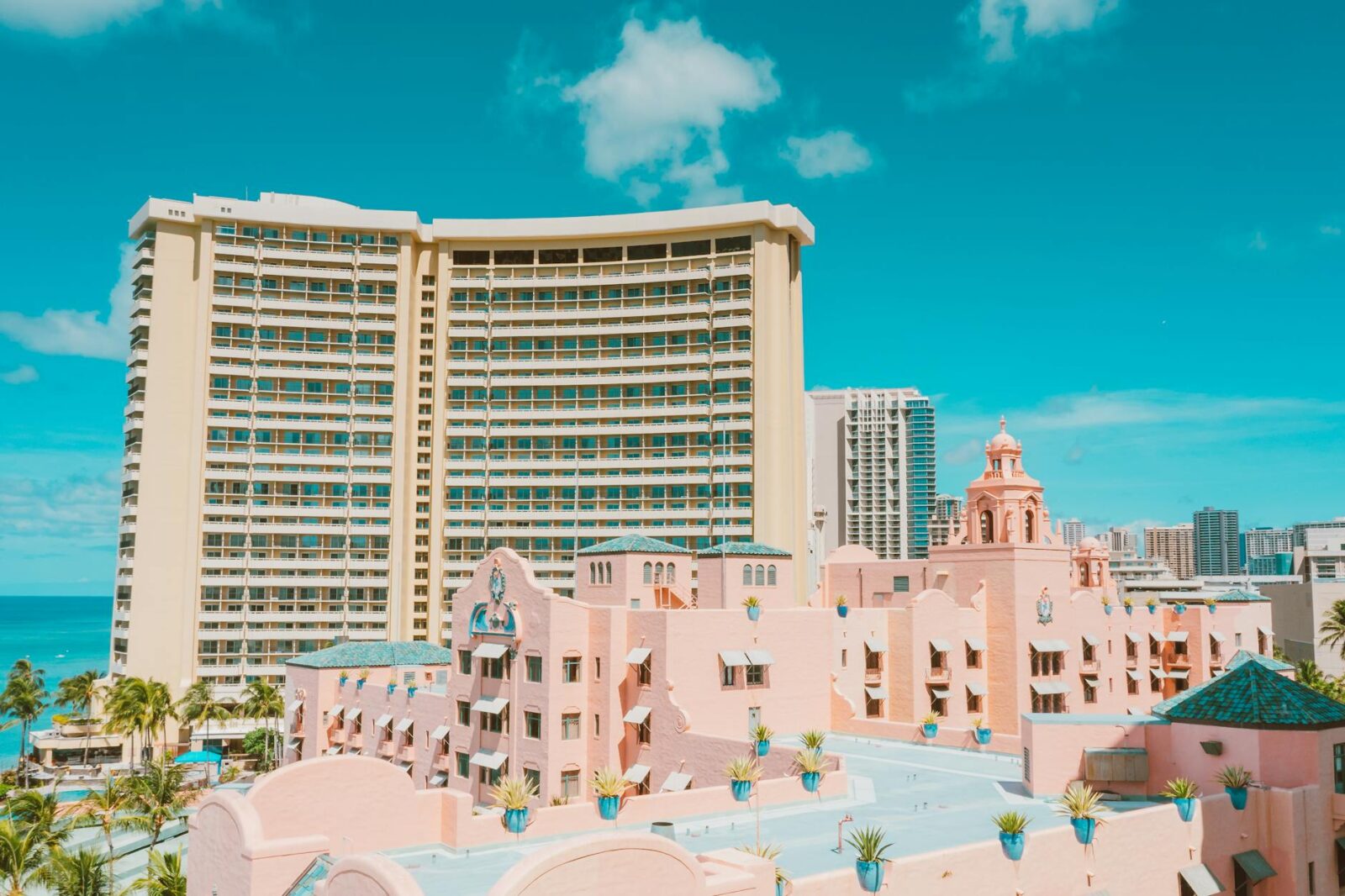 best hotels miami - Photo by Jess Loiterton on Pexels