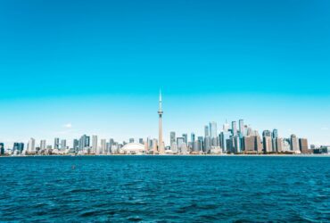 Hopper Takes Over Canadian Bank Deal From Expedia - Photo by Luis Ruiz on Pexels