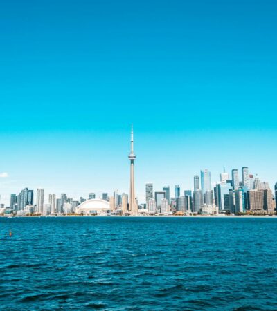 Hopper Takes Over Canadian Bank Deal From Expedia - Photo by Luis Ruiz on Pexels