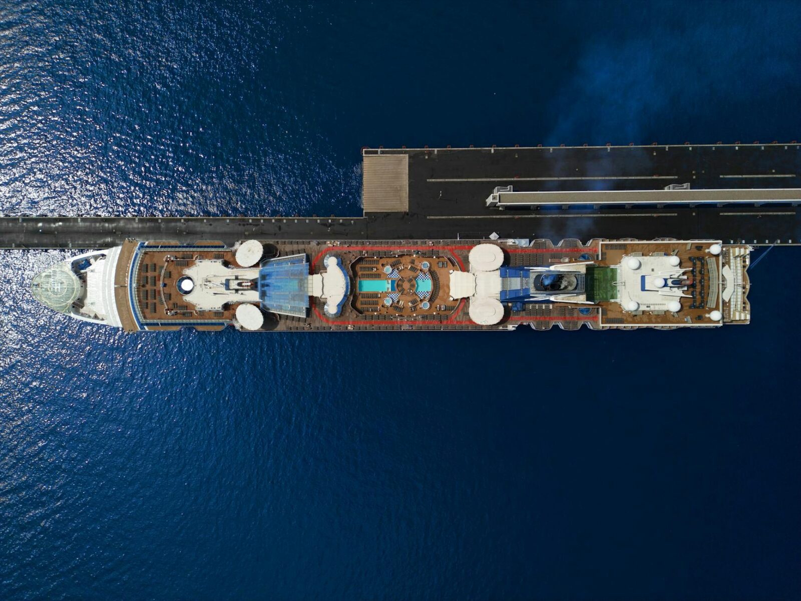 Royal Caribbean Posts Strong Q1 but Higher Fuel Prices Hit Profit Forecast - Photo by DeLuca G on Pexels