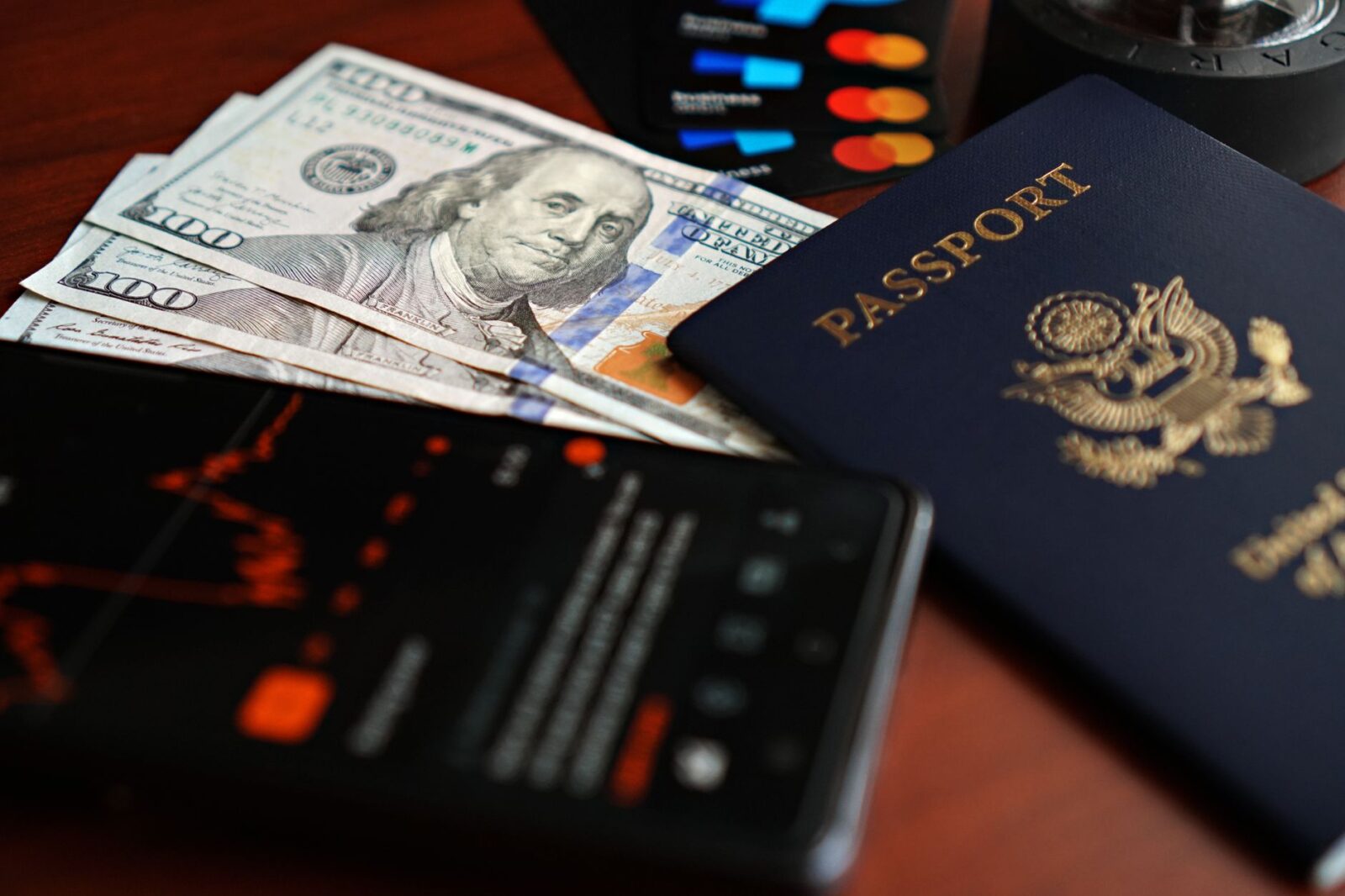 cheap travel insurance - Photo by DΛVΞ GΛRCIΛ on Pexels