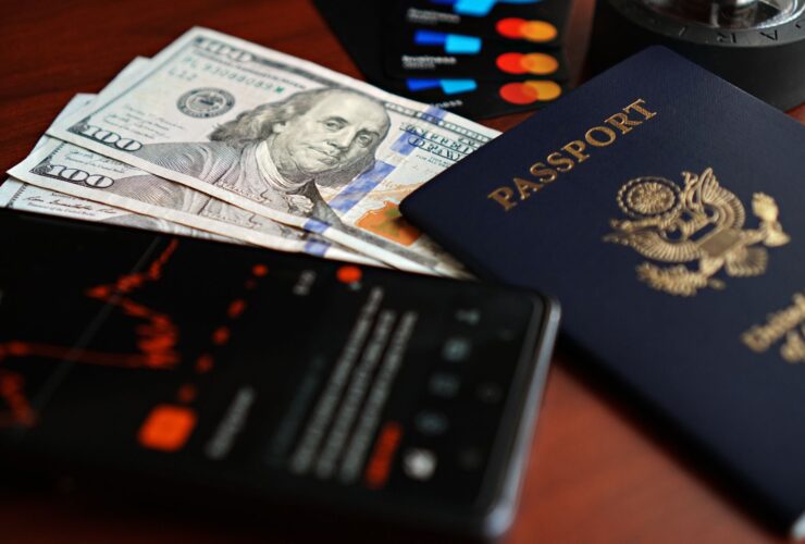 cheap travel insurance - Photo by DΛVΞ GΛRCIΛ on Pexels