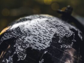 state department travel advisory - Photo by lil artsy on Pexels