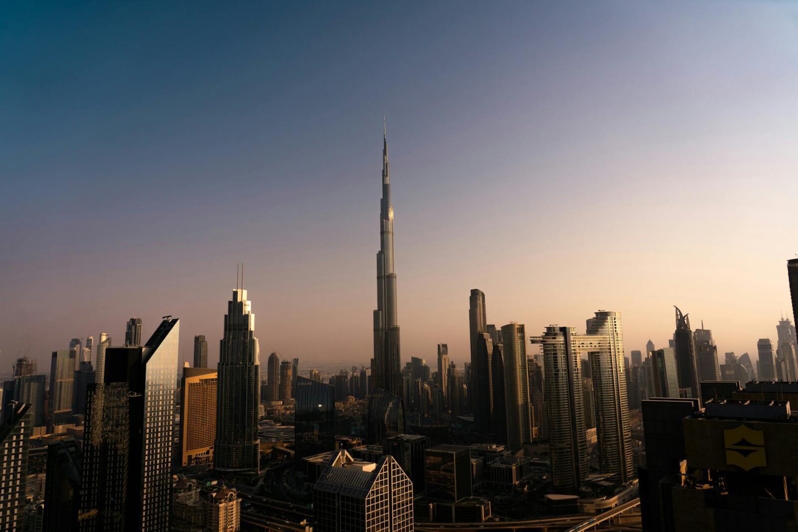 golden visa dubai - Photo by Nithin Daison on Pexels