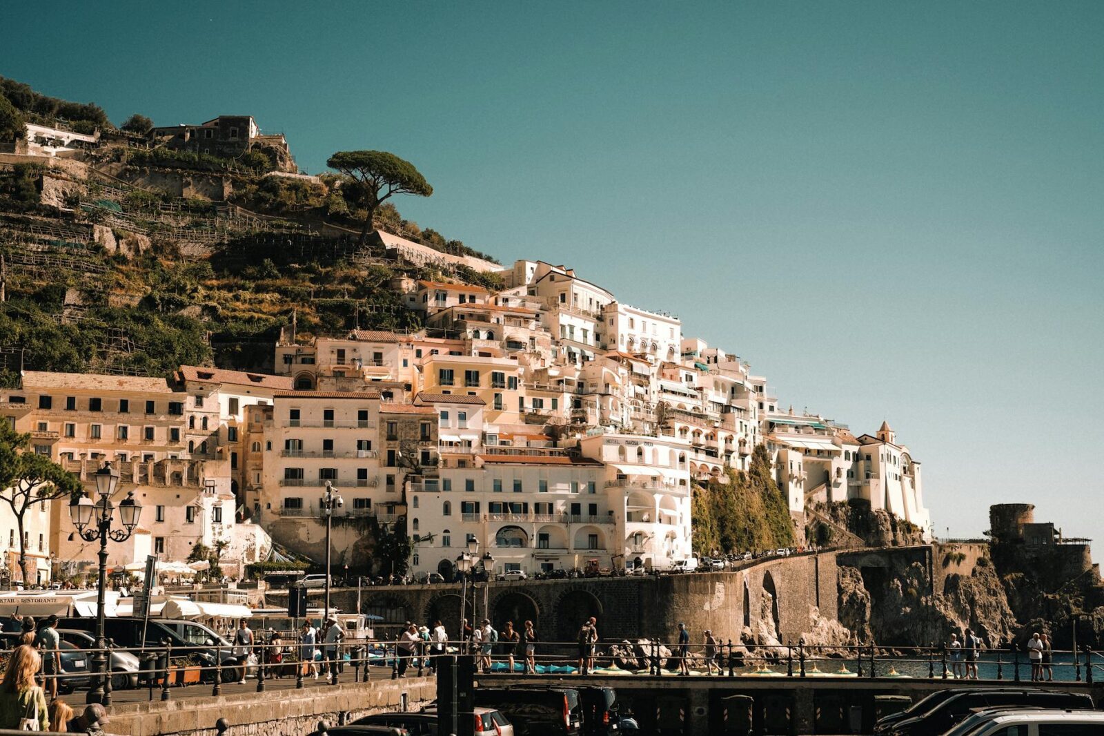 Luxury Brands Have Been Marketing to Humans. But Their Next Booking May Be AI. - Photo by Alina Chernii on Pexels