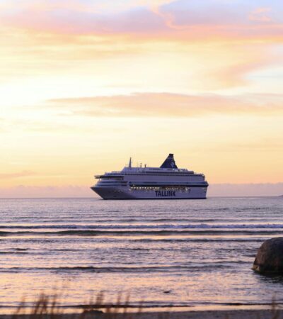 south america cruise deals - Photo by Valeria Boltneva on Pexels