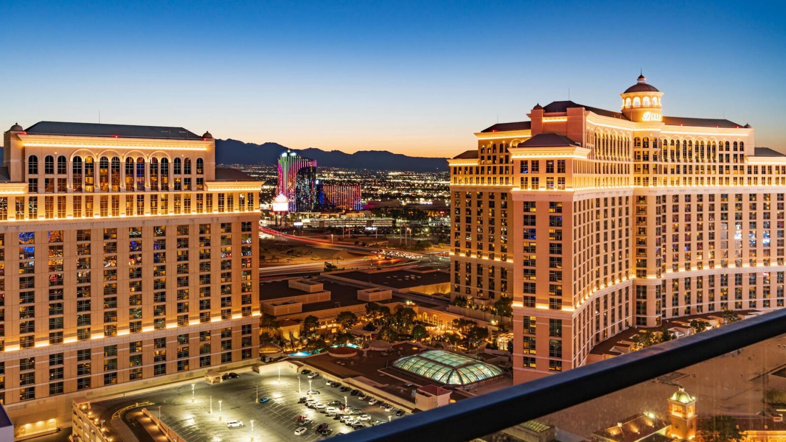 best hotels near me - Photo by Abhishek Navlakha on Pexels