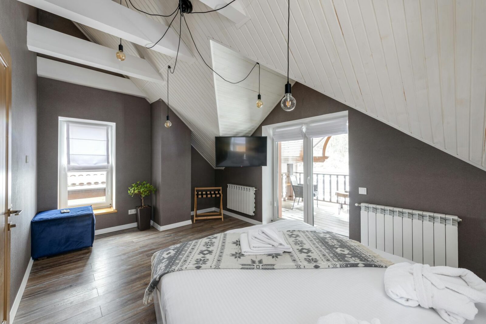 The Best Hamptons Hotels That New Yorkers Keep to Themselves - Photo by Max Vakhtbovych on Pexels