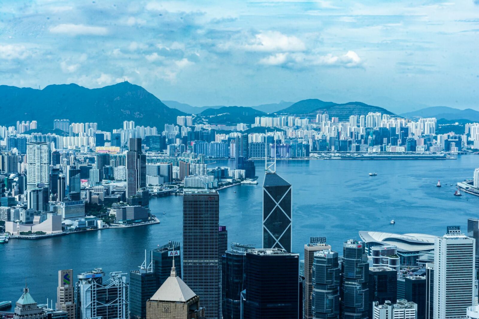 Countries With the Most Skyscrapers in the World - Photo by Zifeng Xiong on Pexels