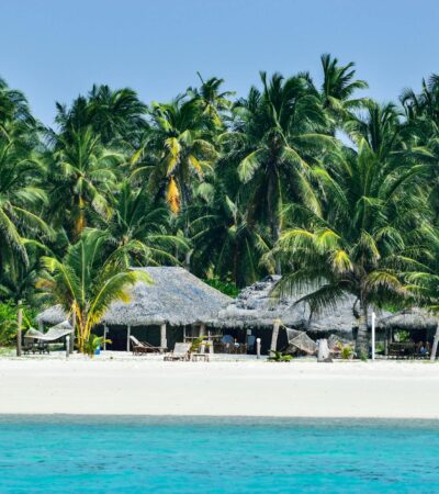 10 Unique Countries Without Land Borders You Should Know About - Photo by Sanjeev Kumar Maurya on Pexels