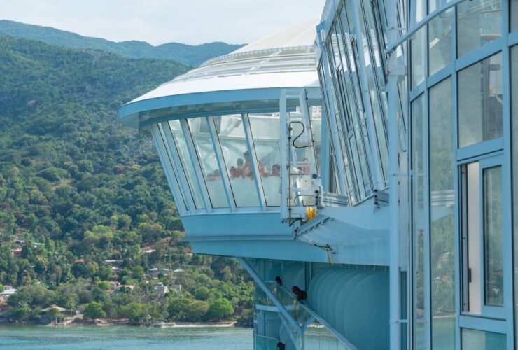 Alaska Cruise vs Caribbean Cruise Which Should You Choose - Photo by Diego F. Parra on Pexels