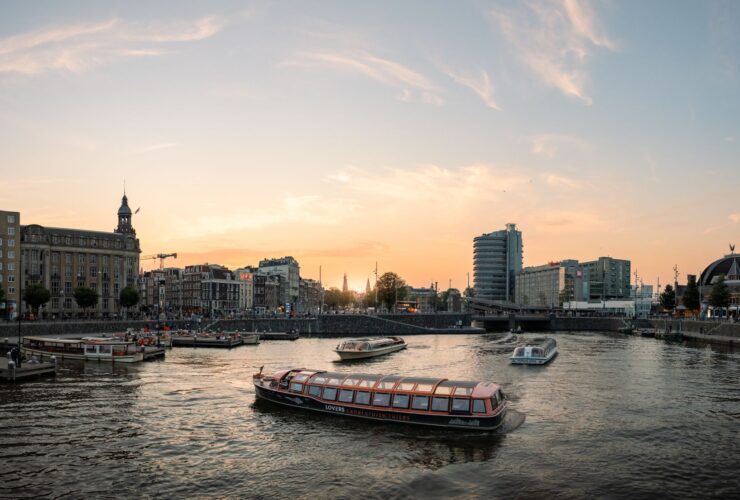 Amsterdam Proposes Tourism Tax Hike to 20% - Photo by Niklas Jeromin on Pexels