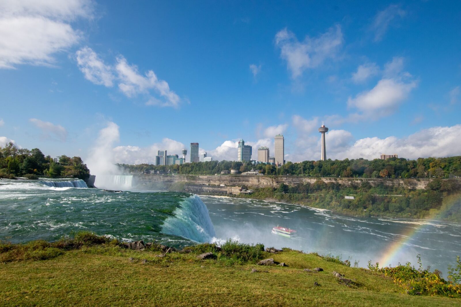 canada best places to visit - Photo by Beth Fitzpatrick on Pexels