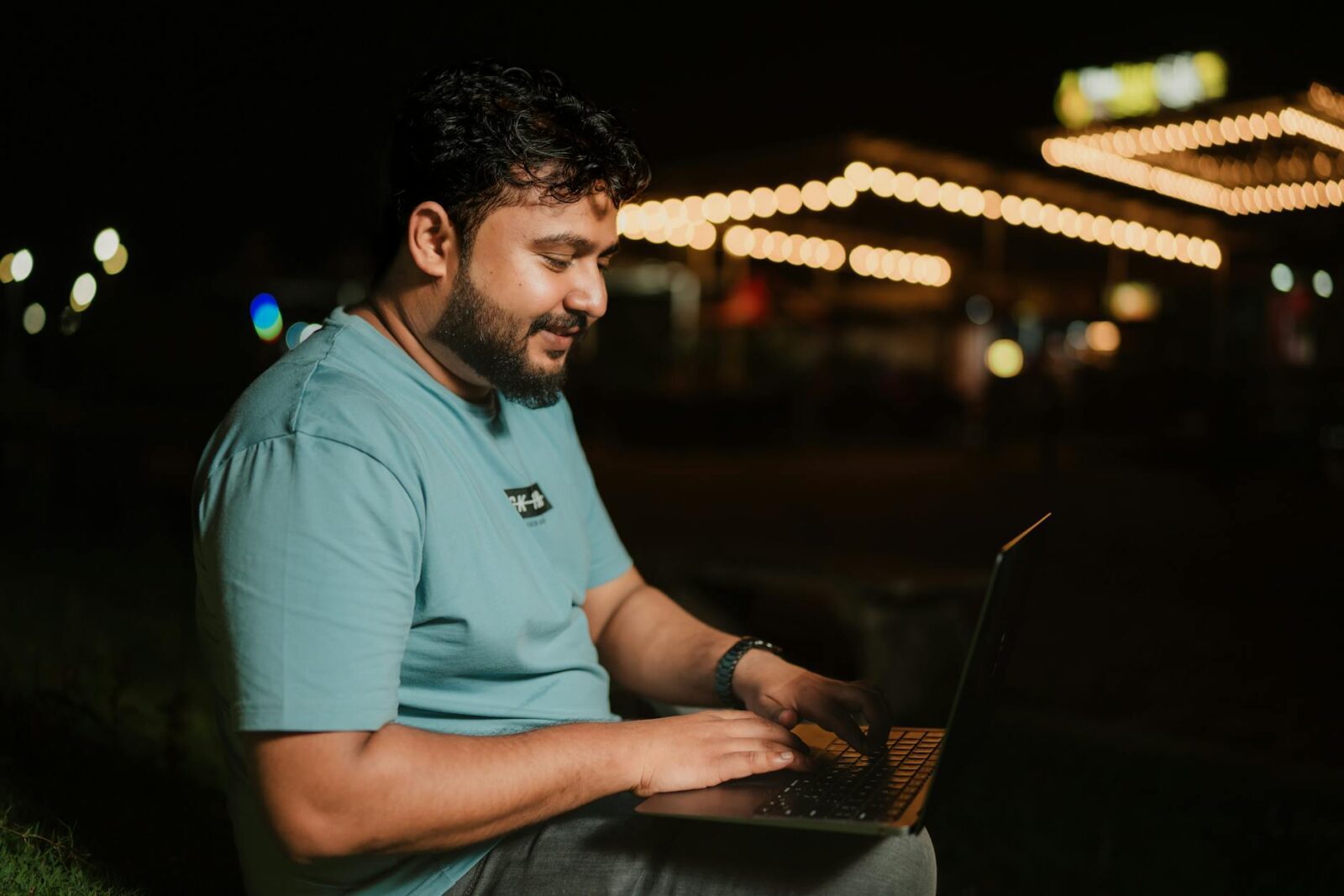 Connectivity Is Becoming Travel’s Most Critical Trust Signal - Photo by Aathif Aarifeen on Pexels