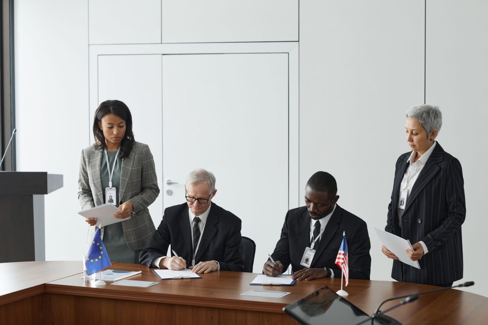 Joint E3 Leaders’ Statement with President Volodymyr Zelenskyy of Ukraine: 7 June 2026 - Photo by Werner Pfennig on Pexels